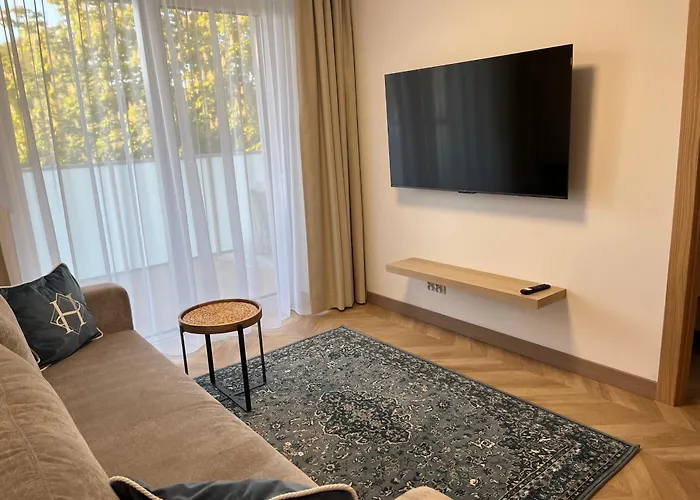 Kapitanskie Kollataja 7a